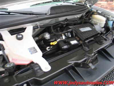 2016 Chevrolet Express LT 3500  LT 3500, Extended 15 PASSENGER, LOW LOW 18,000 MILES - Photo 37 - North Platte, NE 69101