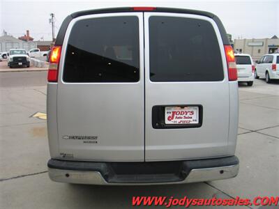 2016 Chevrolet Express LT 3500  LT 3500, Extended 15 PASSENGER, LOW LOW 18,000 MILES - Photo 33 - North Platte, NE 69101