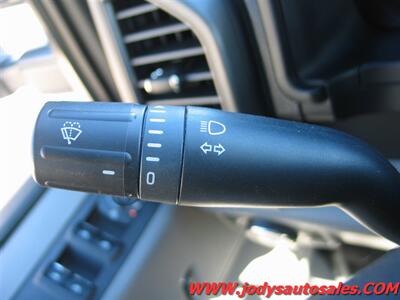 2017 Ford F-250 XL, MAINT UTILITY  XL, MAINT UTILITY,4X4, LOW LOW 26,000 MILES - Photo 9 - North Platte, NE 69101