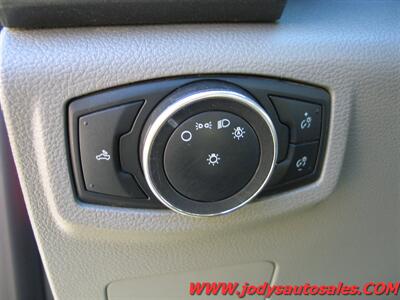 2017 Ford F-250 XL, MAINT UTILITY  XL, MAINT UTILITY,4X4, LOW LOW 26,000 MILES - Photo 7 - North Platte, NE 69101