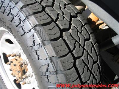 2017 Ford F-250 XL, MAINT UTILITY  XL, MAINT UTILITY,4X4, LOW LOW 26,000 MILES - Photo 38 - North Platte, NE 69101