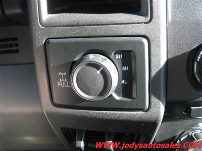 2017 Ford F-250 XL, MAINT UTILITY  XL, MAINT UTILITY,4X4, LOW LOW 26,000 MILES - Photo 17 - North Platte, NE 69101