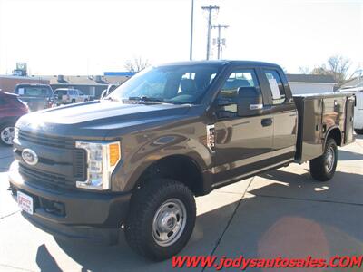 2017 Ford F-250 XL, MAINT UTILITY  XL, MAINT UTILITY,4X4, LOW LOW 26,000 MILES - Photo 30 - North Platte, NE 69101