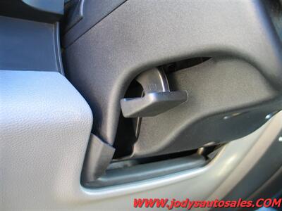 2017 Ford F-250 XL, MAINT UTILITY  XL, MAINT UTILITY,4X4, LOW LOW 26,000 MILES - Photo 8 - North Platte, NE 69101