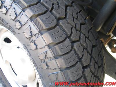 2017 Ford F-250 XL, MAINT UTILITY  XL, MAINT UTILITY,4X4, LOW LOW 26,000 MILES - Photo 40 - North Platte, NE 69101