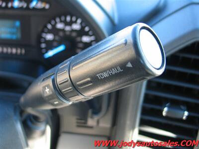 2017 Ford F-250 XL, MAINT UTILITY  XL, MAINT UTILITY,4X4, LOW LOW 26,000 MILES - Photo 10 - North Platte, NE 69101