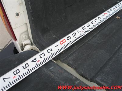 2010 Chevrolet Silverado 2500 4X4, Reg. Cab Long Box, 6.0L V8 - Photo 17 - North Platte, NE 69101