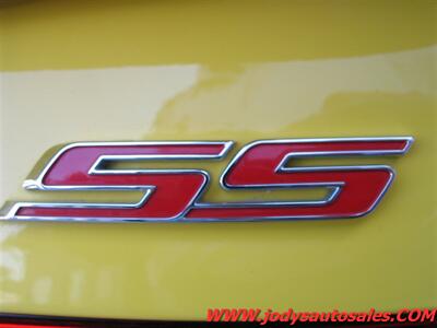 2015 Chevrolet Camaro SS, Convertible, 6.2L V8 400hp 410ft. lbs. - Photo 2 - North Platte, NE 69101