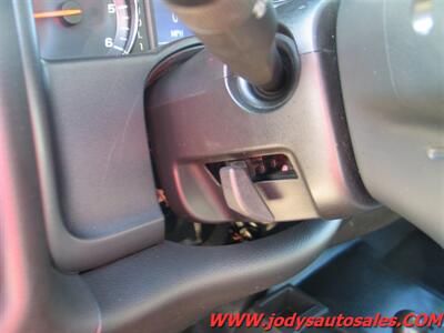 2019 Chevrolet Silverado 2500 Work Truck  W/T, 4X4, DOUBLE CAB, 6.0 V-8 - Photo 8 - North Platte, NE 69101