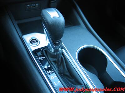 2022 Nissan Altima 2.5 SV  2.5 SV, LOW 20,000 MILES - Photo 20 - North Platte, NE 69101