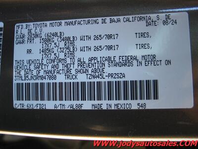 2024 Toyota Tacoma TRD Off-Road  TRD Off-Road, Crew Cab 4x4, Super low 7300 miles, Heated  Seats, 14 " Screen - Photo 45 - North Platte, NE 69101