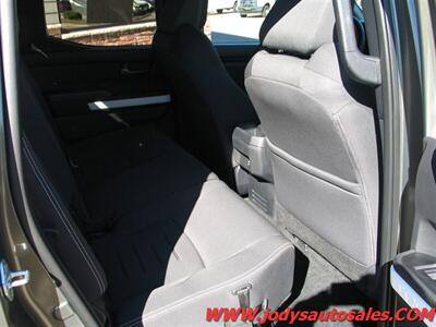 2024 Toyota Tacoma TRD Off-Road  TRD Off-Road, Crew Cab 4x4, Super low 7300 miles, Heated  Seats, 14 " Screen - Photo 31 - North Platte, NE 69101