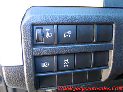 2024 Toyota Tacoma TRD Off-Road  TRD Off-Road, Crew Cab 4x4, Super low 7300 miles, Heated  Seats, 14 " Screen - Photo 8 - North Platte, NE 69101