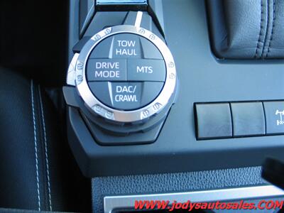 2024 Toyota Tacoma TRD Off-Road  TRD Off-Road, Crew Cab 4x4, Super low 7300 miles, Heated  Seats, 14 " Screen - Photo 23 - North Platte, NE 69101