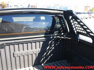 2024 Toyota Tacoma TRD Off-Road  TRD Off-Road, Crew Cab 4x4, Super low 7300 miles, Heated  Seats, 14 " Screen - Photo 36 - North Platte, NE 69101