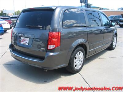 2017 Dodge Grand Caravan SE, FWD, DVD, STOW & GO, 3.6 L V-6, LOW 53,000 MIL - Photo 31 - North Platte, NE 69101