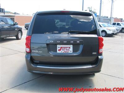 2017 Dodge Grand Caravan SE, FWD, DVD, STOW & GO, 3.6 L V-6, LOW 53,000 MIL - Photo 30 - North Platte, NE 69101