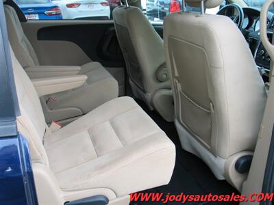 2014 Dodge Grand Caravan SXT - Photo 25 - North Platte, NE 69101
