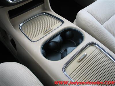 2014 Dodge Grand Caravan SXT - Photo 21 - North Platte, NE 69101