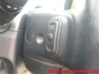 2014 Dodge Grand Caravan SXT - Photo 12 - North Platte, NE 69101