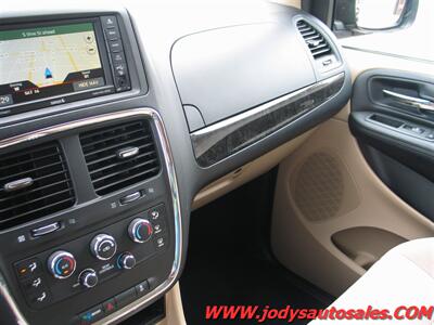 2014 Dodge Grand Caravan SXT - Photo 22 - North Platte, NE 69101