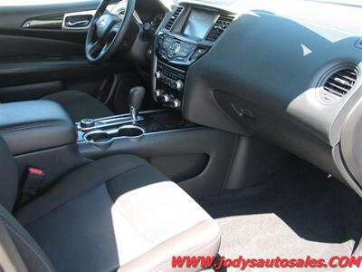 2020 Nissan Pathfinder S  S, 4WD, 3RD ROW SEATING, 3.5L V6 - Photo 25 - North Platte, NE 69101