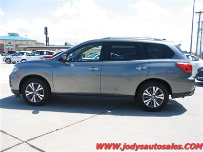 2020 Nissan Pathfinder S  S, 4WD, 3RD ROW SEATING, 3.5L V6 - Photo 32 - North Platte, NE 69101