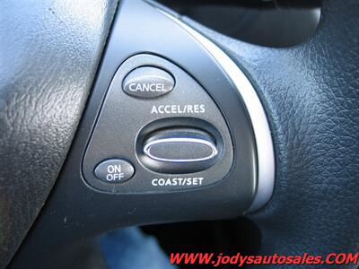 2020 Nissan Pathfinder S  S, 4WD, 3RD ROW SEATING, 3.5L V6 - Photo 13 - North Platte, NE 69101