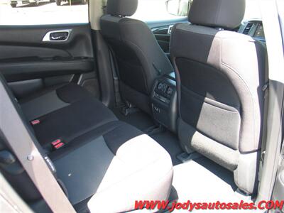 2020 Nissan Pathfinder S  S, 4WD, 3RD ROW SEATING, 3.5L V6 - Photo 27 - North Platte, NE 69101