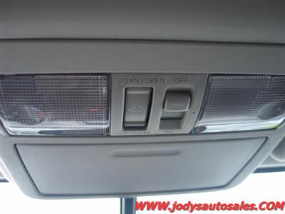 2019 Nissan Frontier SL, V-6, LEATHER, LOADED,LOW 78,000 MILES SL, V-6, LEATHER, LOADED,LOW 78,000 MILES - Photo 24 - North Platte, NE 69101