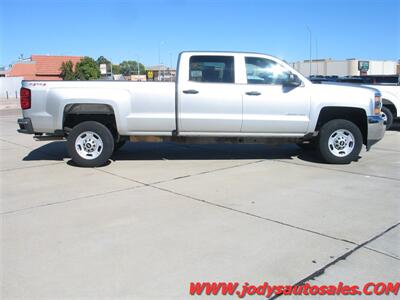 2017 Chevrolet Silverado 2500 Work Truck W/T, CREW CAB LB, LOW LOW 17,000 MILES - Photo 32 - North Platte, NE 69101