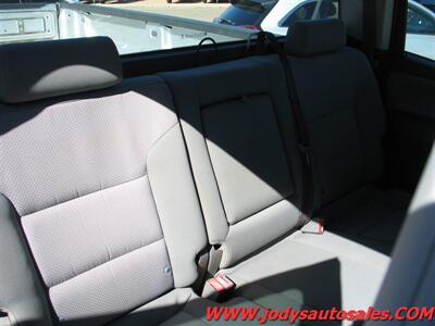 2017 Chevrolet Silverado 2500 Work Truck W/T, CREW CAB LB, LOW LOW 17,000 MILES - Photo 23 - North Platte, NE 69101