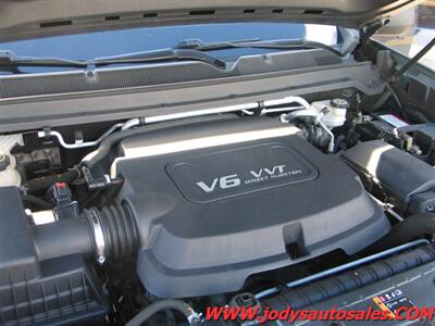 2015 Chevrolet Colorado  W/T, Extended Cab 4X4 - Photo 30 - North Platte, NE 69101