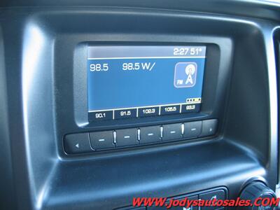 2015 Chevrolet Colorado  W/T, Extended Cab 4X4 - Photo 11 - North Platte, NE 69101