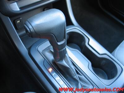 2015 Chevrolet Colorado  W/T, Extended Cab 4X4 - Photo 16 - North Platte, NE 69101