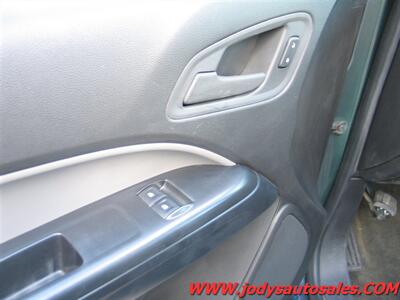 2015 Chevrolet Colorado  W/T, Extended Cab 4X4 - Photo 3 - North Platte, NE 69101