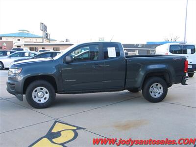2015 Chevrolet Colorado  W/T, Extended Cab 4X4 - Photo 25 - North Platte, NE 69101