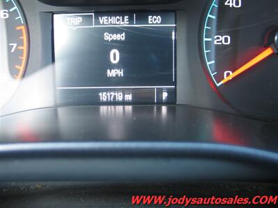 2015 Chevrolet Colorado  W/T, Extended Cab 4X4 - Photo 10 - North Platte, NE 69101