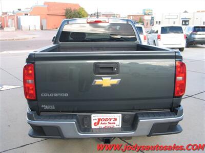 2015 Chevrolet Colorado  W/T, Extended Cab 4X4 - Photo 27 - North Platte, NE 69101