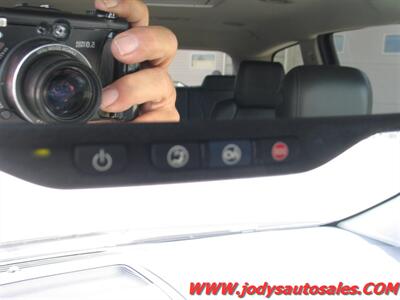 2016 Chevrolet Traverse LTZ LTZ, AWD, THIRD ROW SEATING - Photo 15 - North Platte, NE 69101