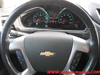 2016 Chevrolet Traverse LTZ LTZ, AWD, THIRD ROW SEATING - Photo 14 - North Platte, NE 69101