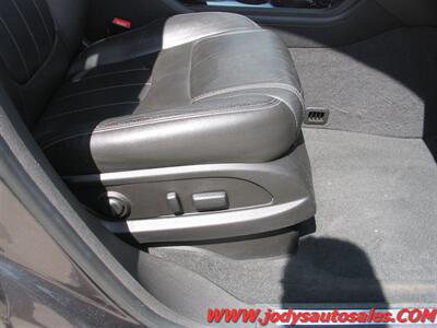 2016 Chevrolet Traverse LTZ LTZ, AWD, THIRD ROW SEATING - Photo 27 - North Platte, NE 69101