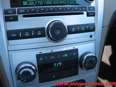 2009 Chevrolet Malibu Hybrid   - Photo 16 - North Platte, NE 69101