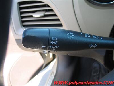 2009 Chevrolet Malibu Hybrid   - Photo 8 - North Platte, NE 69101