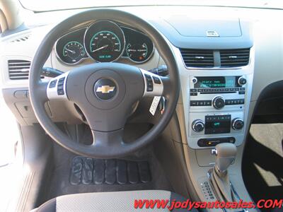 2009 Chevrolet Malibu Hybrid   - Photo 5 - North Platte, NE 69101