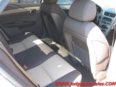2009 Chevrolet Malibu Hybrid   - Photo 20 - North Platte, NE 69101