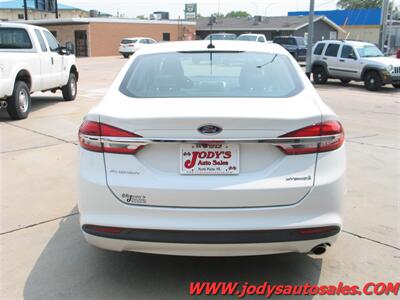 2018 Ford Fusion Hybrid S   - Photo 33 - North Platte, NE 69101