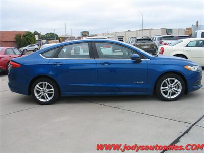 2018 Ford Fusion Hybrid S S, HYBRID, FWD, LOW 52,000 MILES - Photo 32 - North Platte, NE 69101