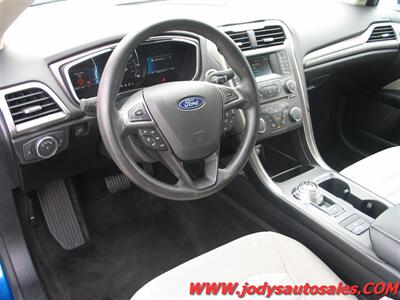 2018 Ford Fusion Hybrid S S, HYBRID, FWD, LOW 52,000 MILES - Photo 2 - North Platte, NE 69101