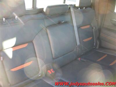 2022 GMC Sierra 1500 AT4  AT4, Crew Cab, Heated Cool Leather Seats - Photo 29 - North Platte, NE 69101